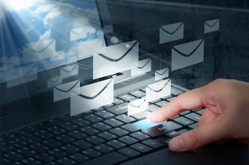 Managing Email Marketing Affiliates: In-House or Outsource